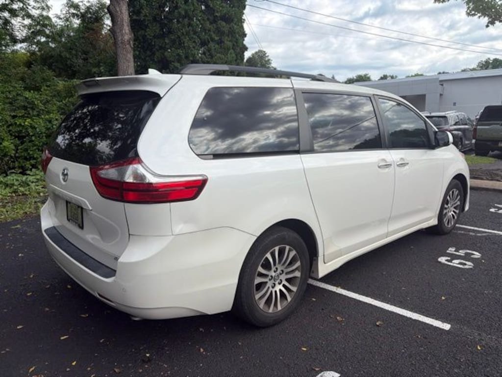 Used 2019 Toyota Sienna XLE 8 Passenger Van