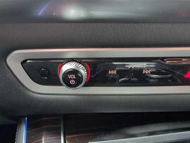 2026 BMW X5 50e - Photo 22