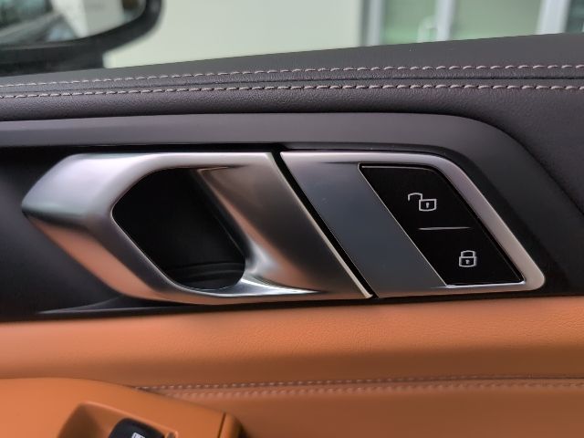 2026 BMW X5 40i - Photo 27