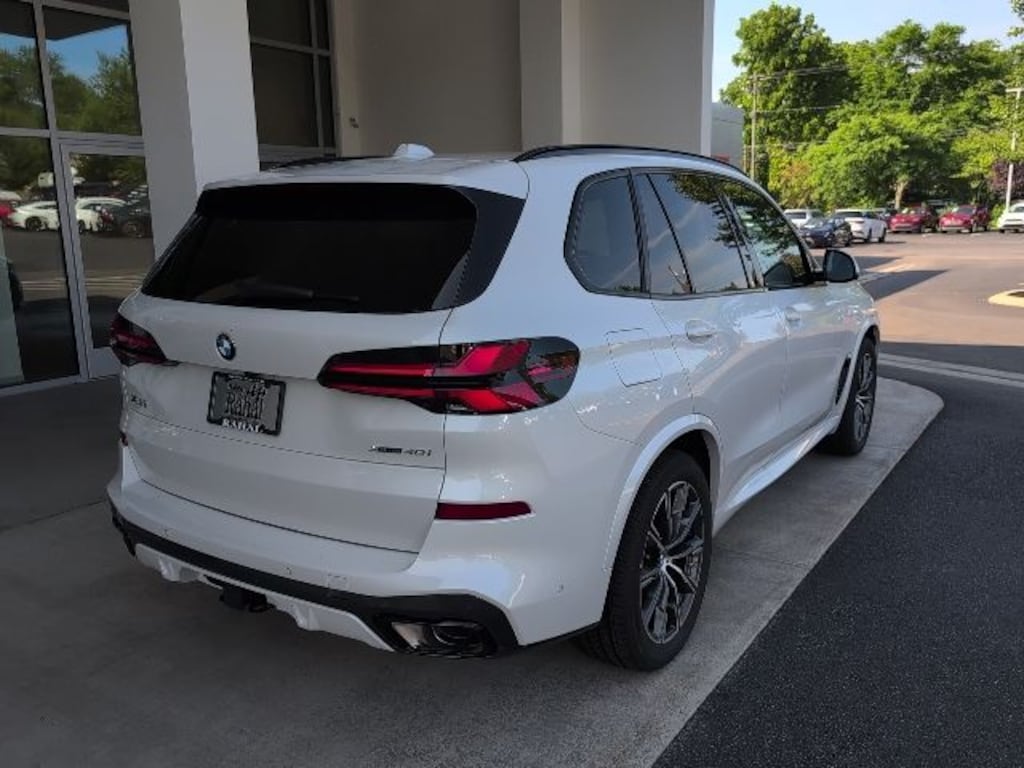 New 2026 BMW X5 xDrive40i SUV