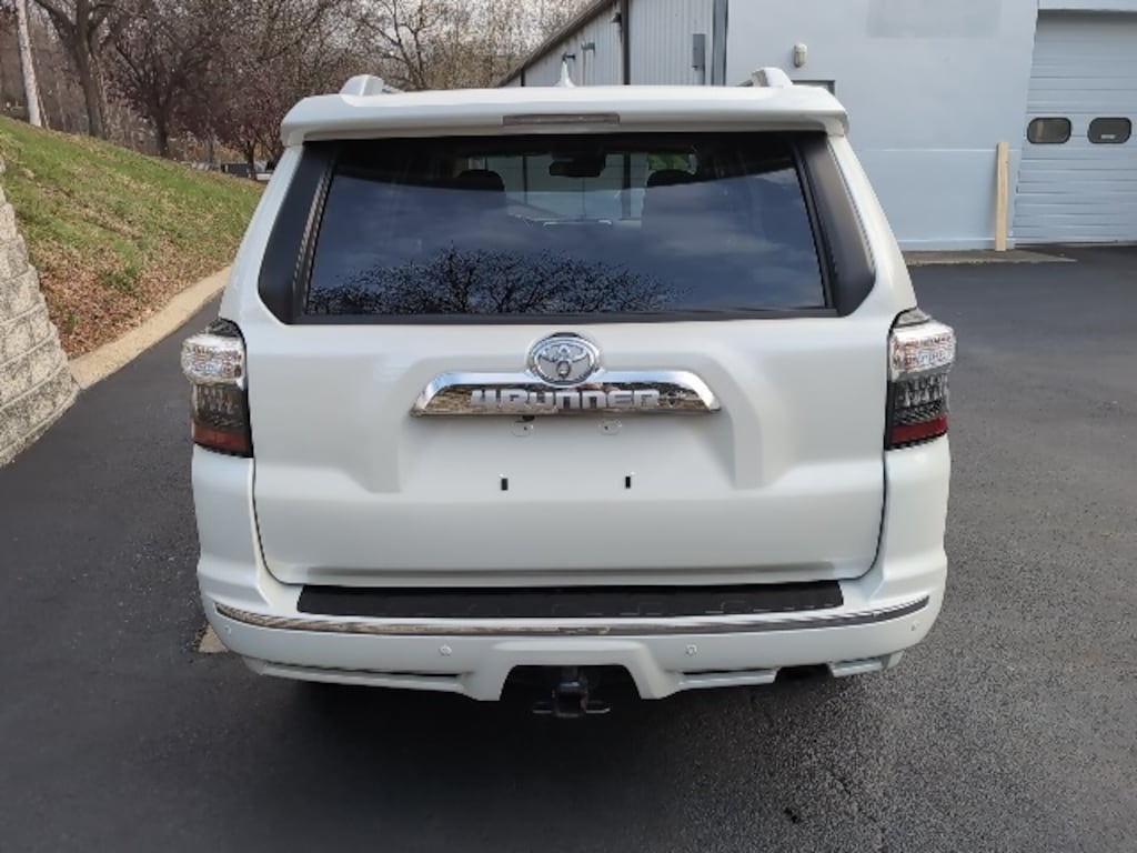 Used 2022 Toyota 4Runner Limited SUV