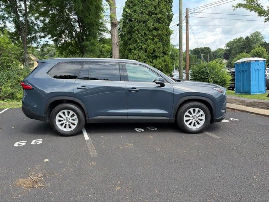 Used 2024 Toyota Grand Highlander XLE SUV