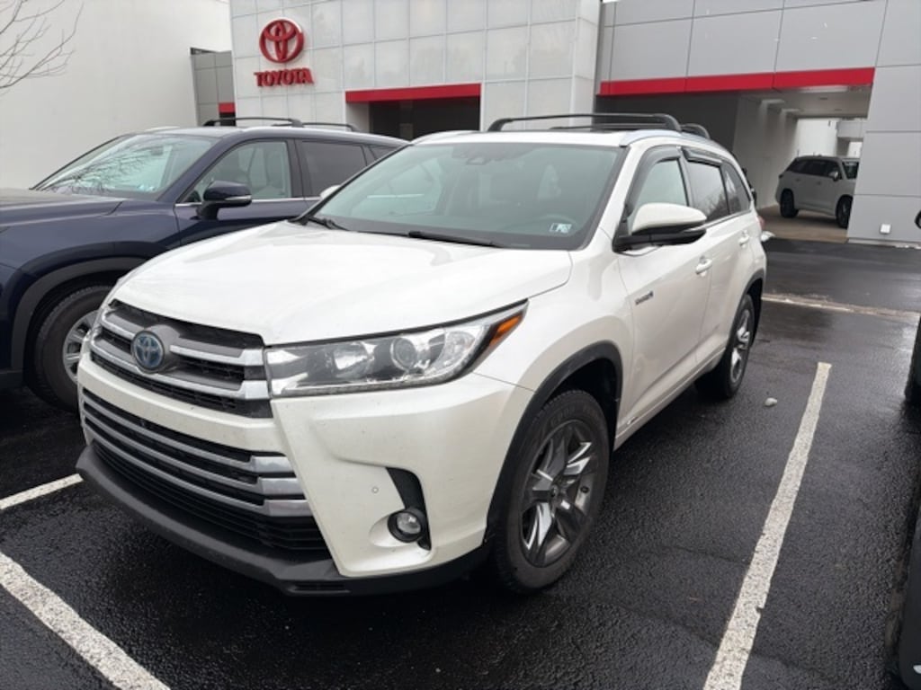 Used 2019 Toyota Highlander Hybrid SUV