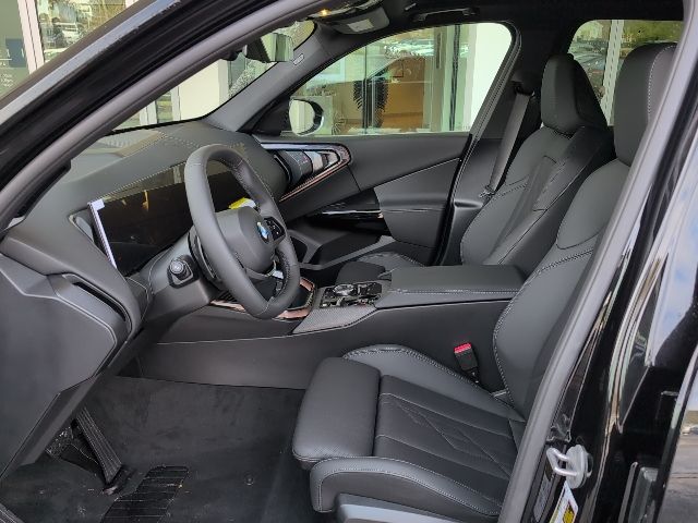 2026 BMW X3 30 - Photo 12