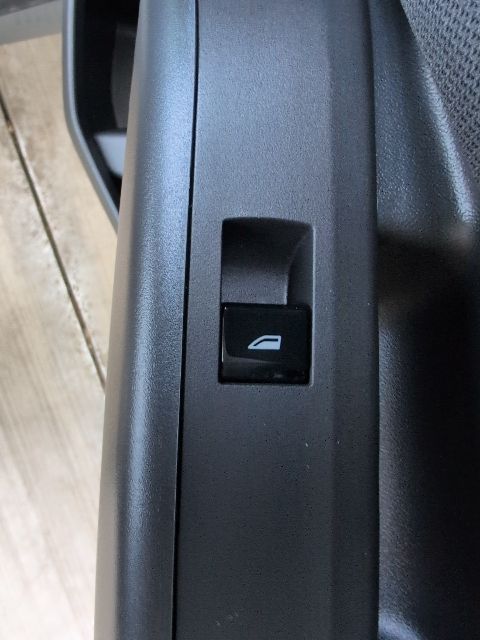 2026 BMW X3 30 - Photo 32