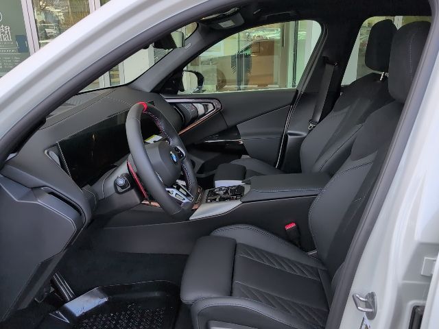 2026 BMW X3 M50 - Photo 12