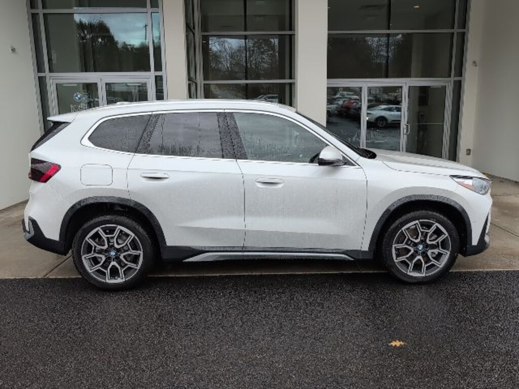 New 2026 BMW X1 xDrive28i SUV
