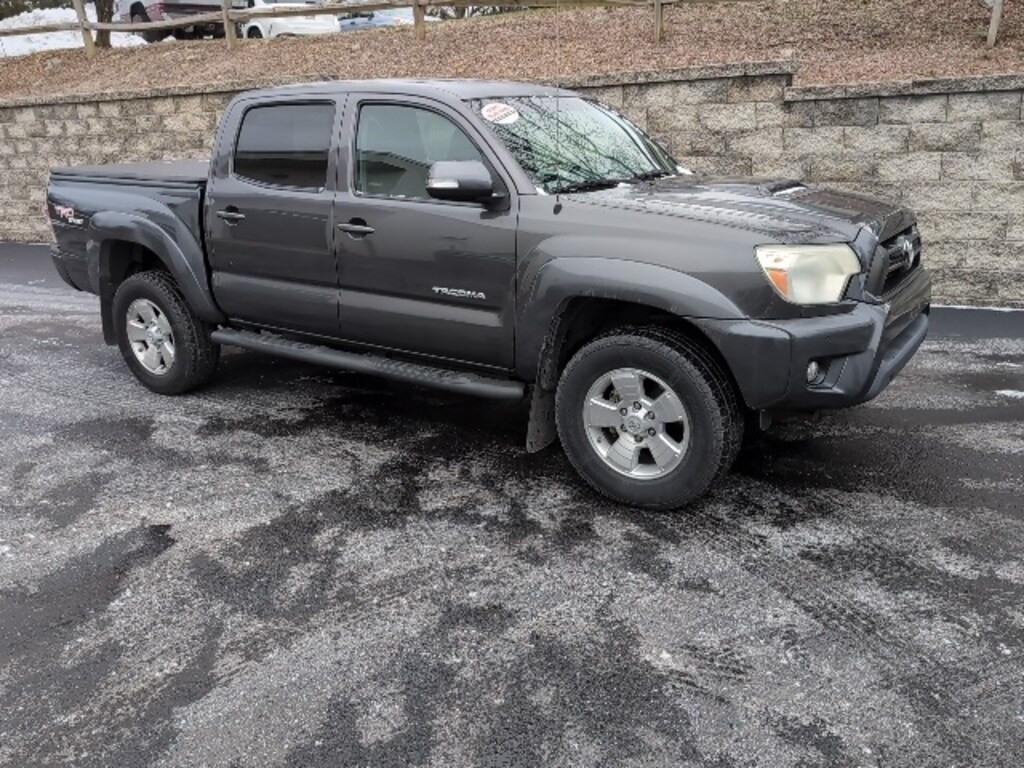 Used 2012 Toyota Tacoma V6 Double Cab 4WD Truck Double Cab