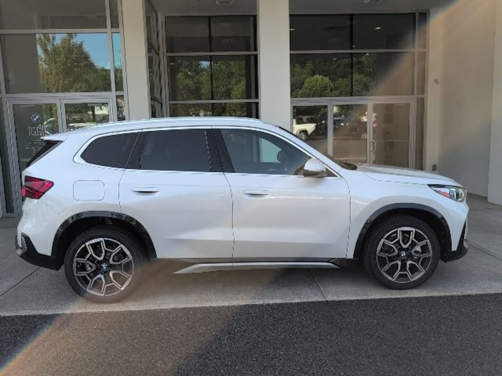 New 2026 BMW X1 xDrive28i SUV