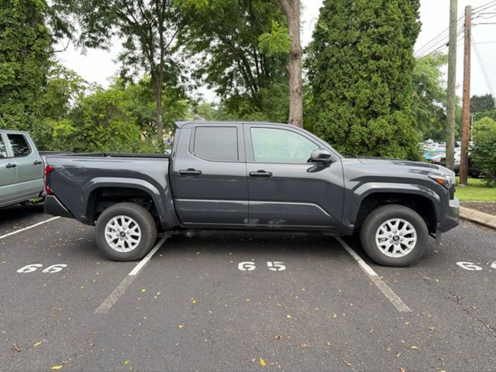 Used 2024 Toyota Tacoma SR Truck Double Cab