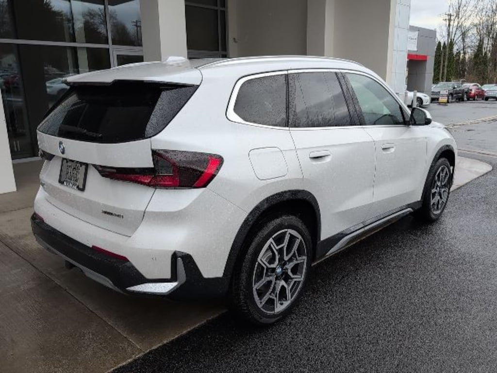 New 2026 BMW X1 xDrive28i SUV