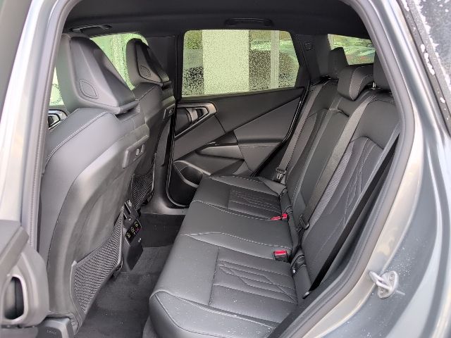 2026 BMW X3 30 - Photo 27