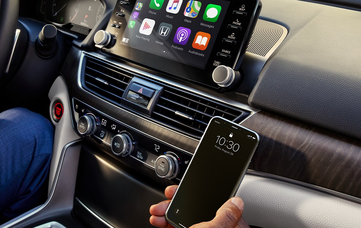 Android Auto vs. Apple CarPlay Bobby Rahal Honda