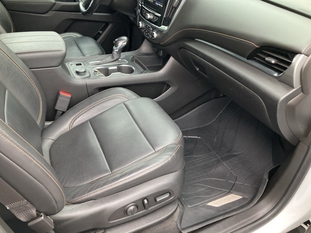2021 – Chevrolet – Traverse