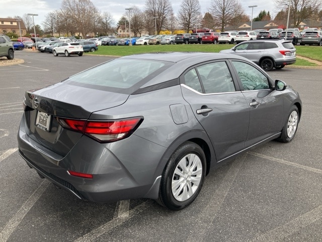 2022 – Nissan – Sentra
