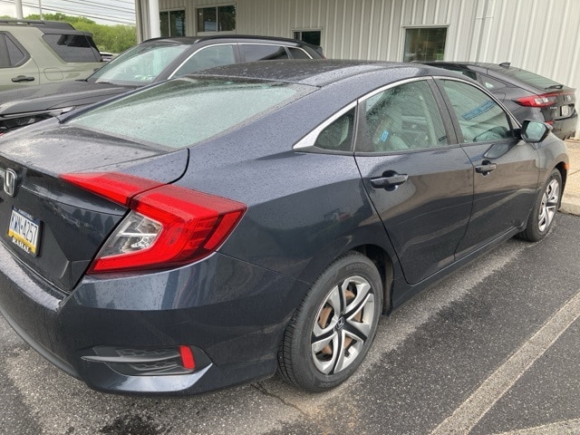 2017 – Honda – Civic