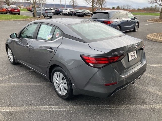 2022 – Nissan – Sentra
