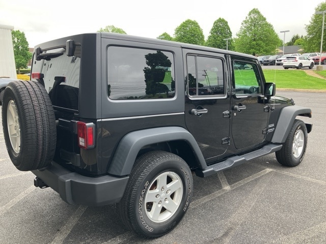 2017 – Jeep – Wrangler