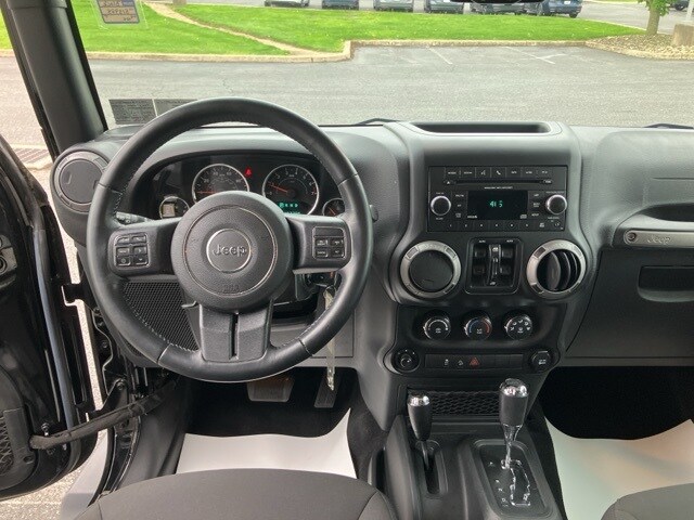 2017 – Jeep – Wrangler