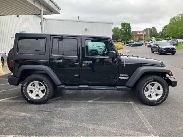 2017 – Jeep – Wrangler