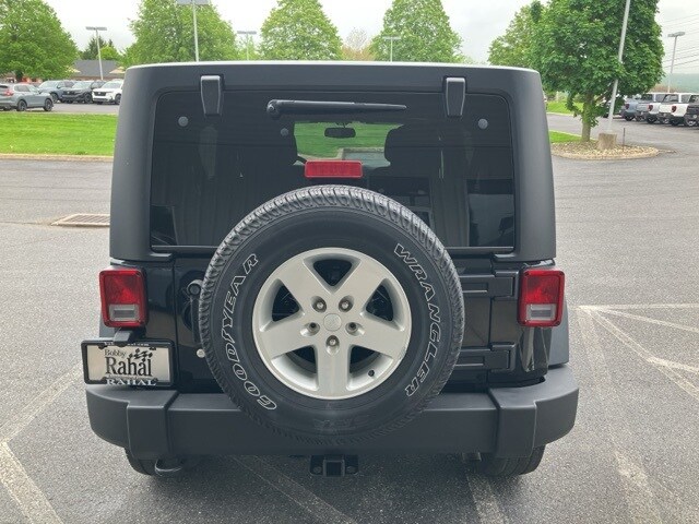 2017 – Jeep – Wrangler