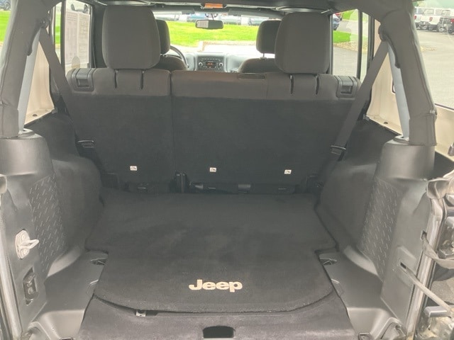 2017 – Jeep – Wrangler