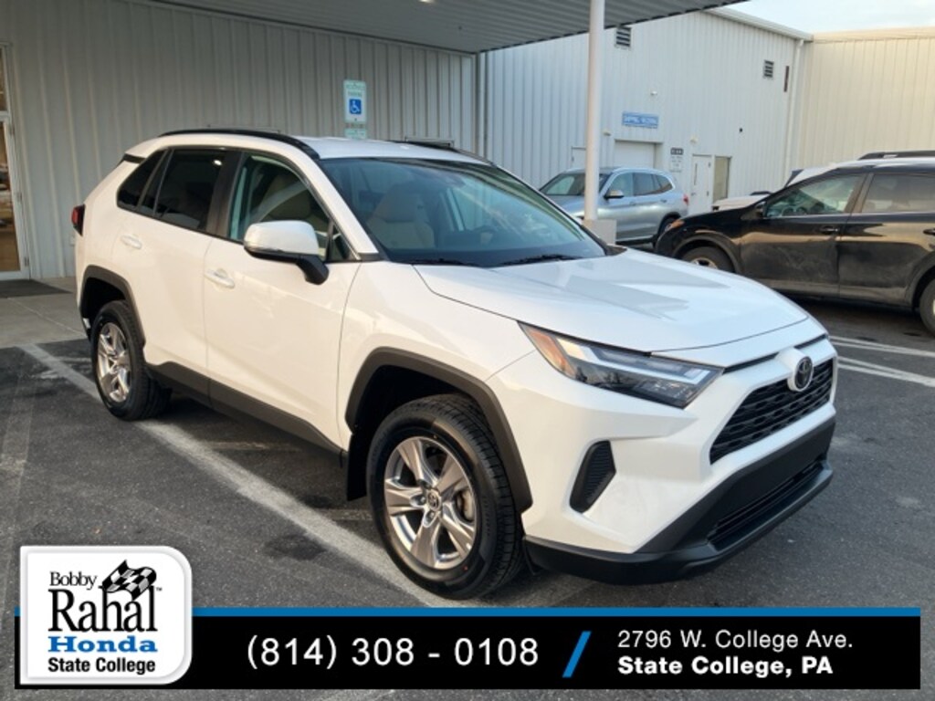 Used 2022 Toyota RAV4 XLE SUV
