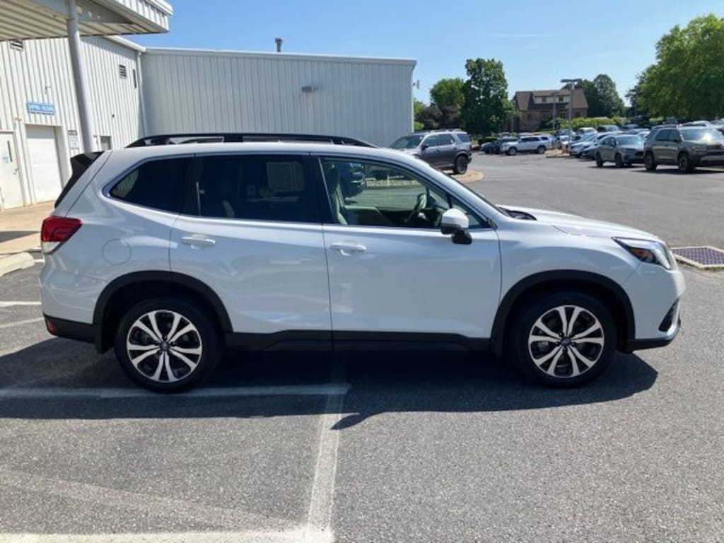 Used 2024 Subaru Forester Limited SUV