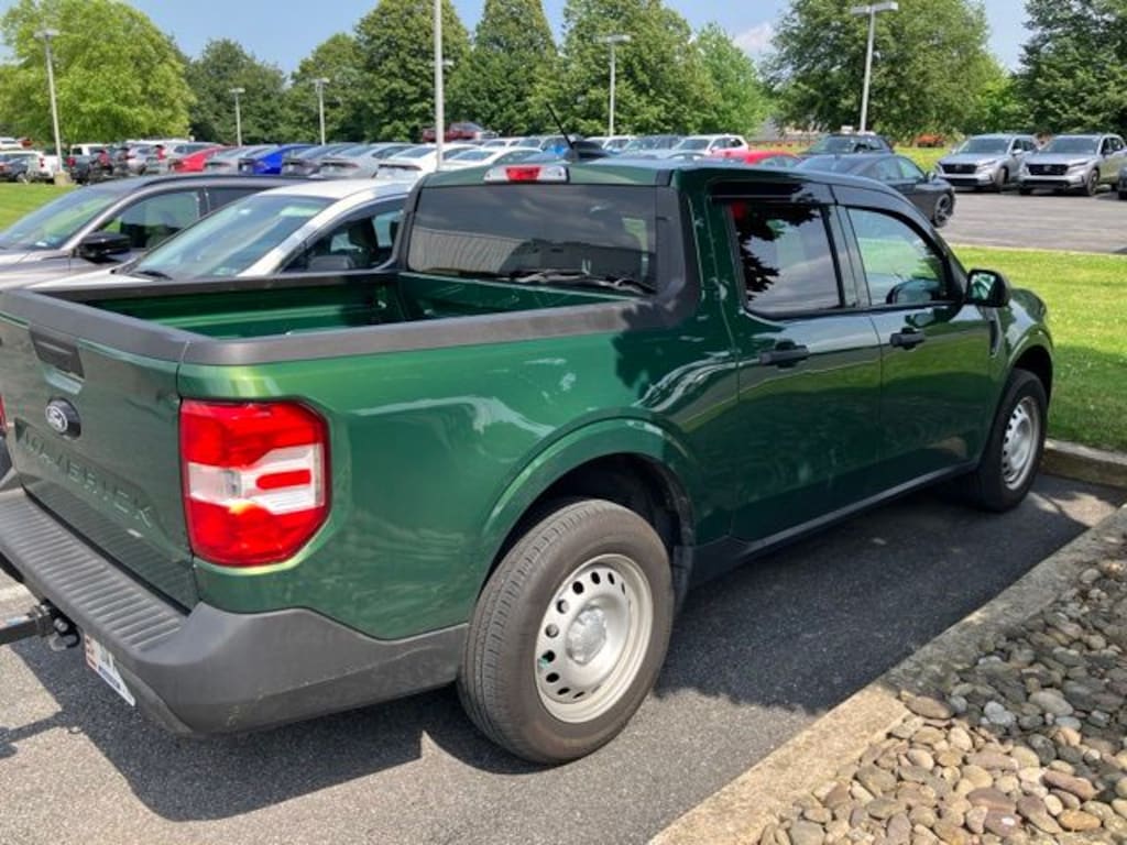 Used 2025 Ford Maverick XL Truck