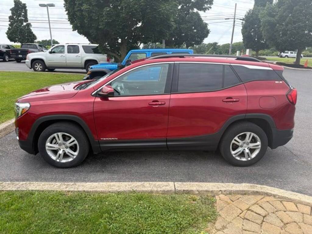 Used 2018 GMC Terrain SLE SUV