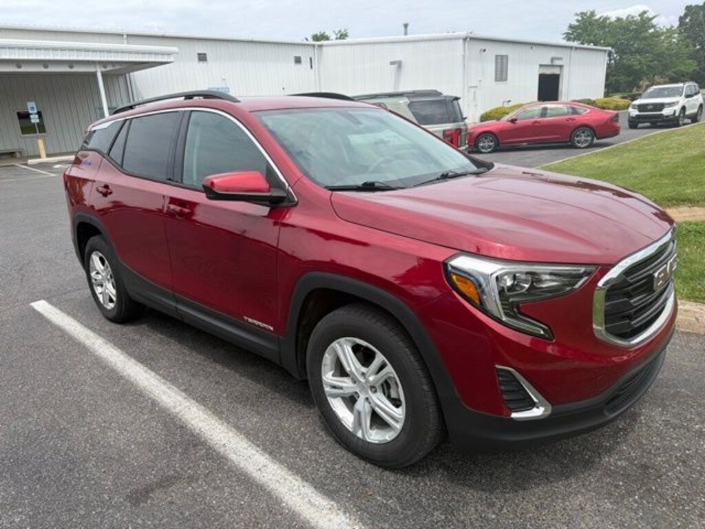 Used 2018 GMC Terrain SLE SUV