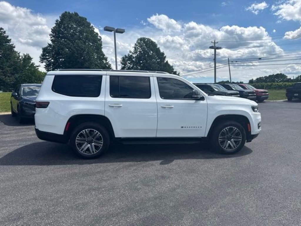 Used 2024 Jeep Wagoneer Series II SUV