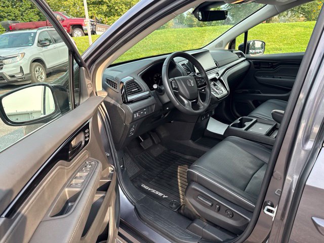 2025 Honda Odyssey Elite - Photo 19