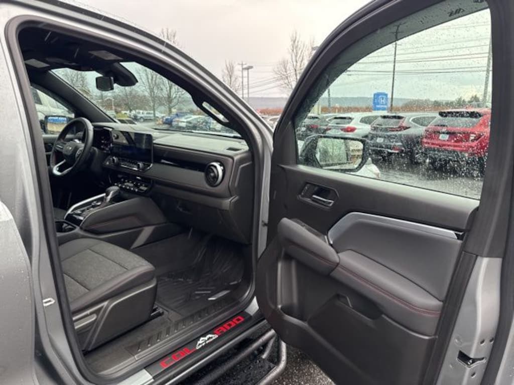 Used 2024 Chevrolet Colorado Z71 Truck