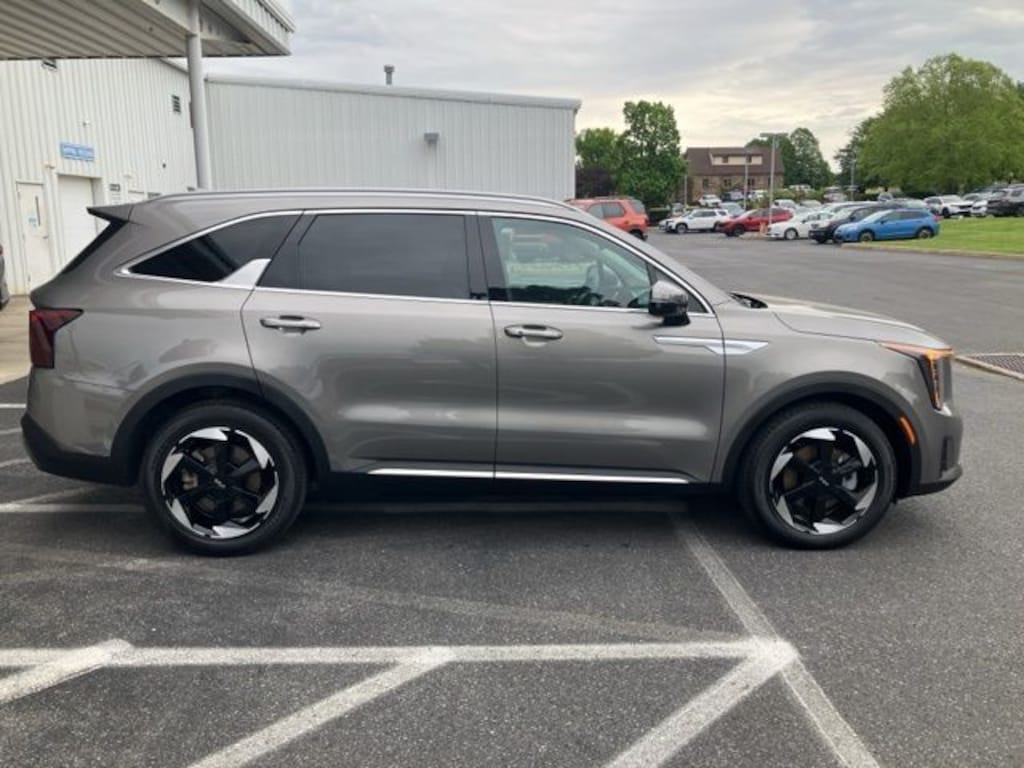 Used 2025 Kia Sorento Hybrid EX SUV