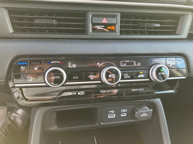 2024 Honda Pilot Elite - Photo 17