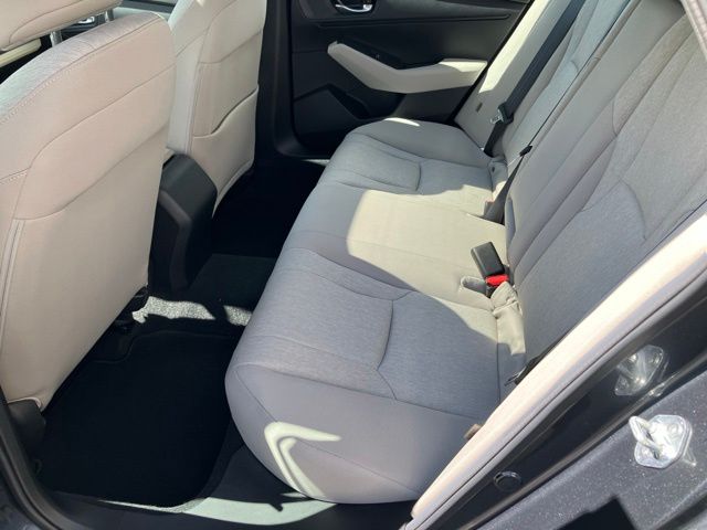 2024 Honda Accord EX - Photo 11