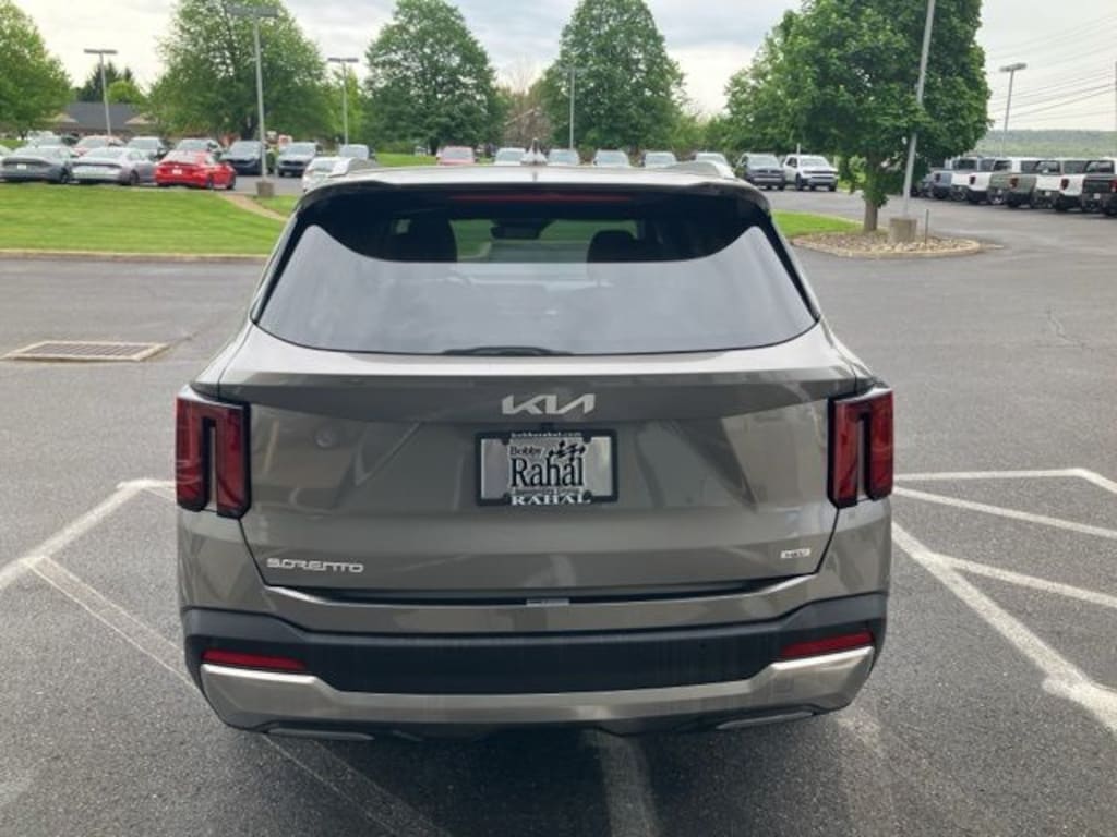 Used 2025 Kia Sorento Hybrid EX SUV