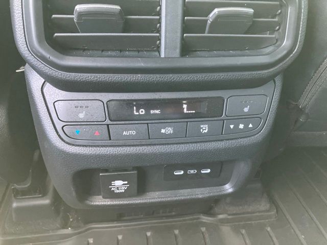 2024 Honda Pilot Elite - Photo 11