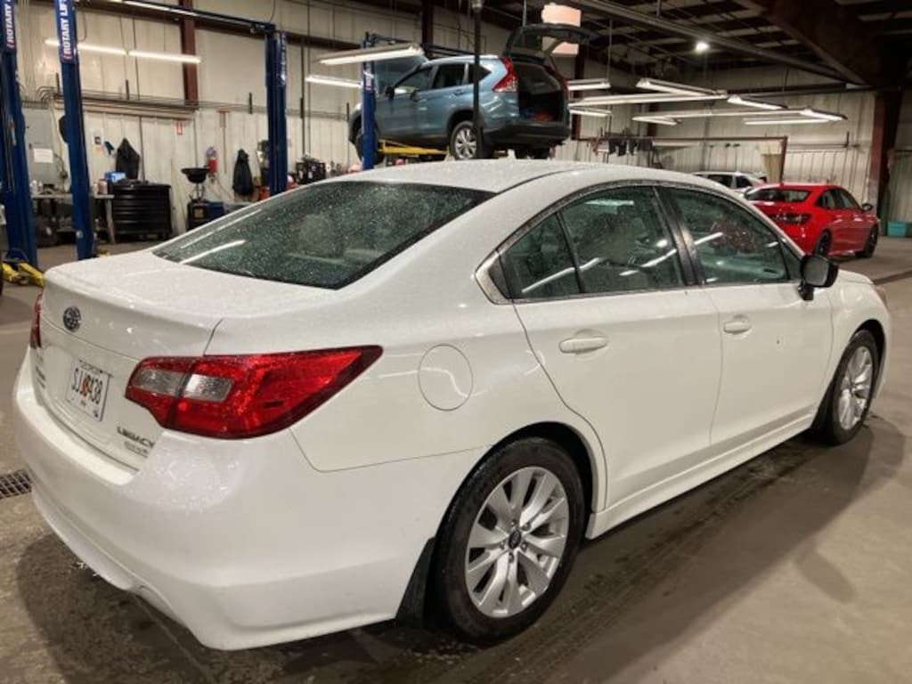 Used 2017 Subaru Legacy 2.5i Sedan