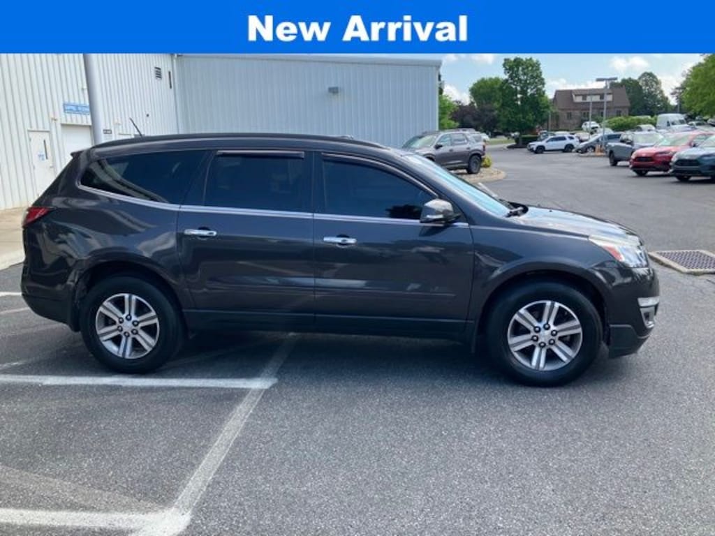 Used 2016 Chevrolet Traverse 2LT SUV