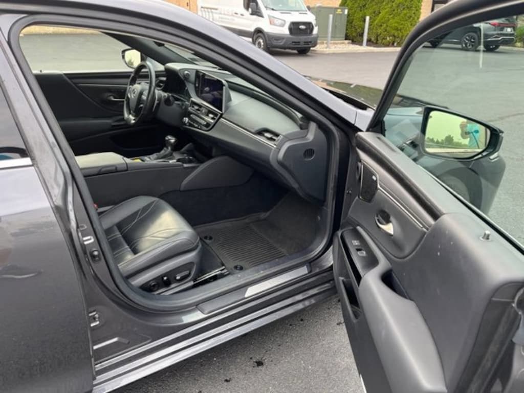 Used 2024 Lexus ES ES 300h Ultra Luxury