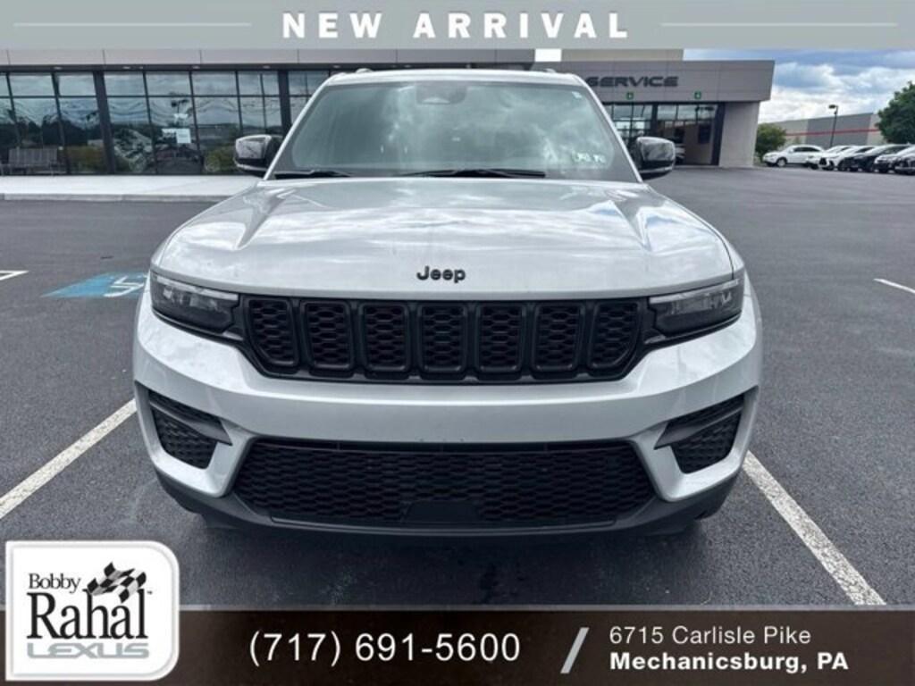 Used 2025 Jeep Grand Cherokee Altitude