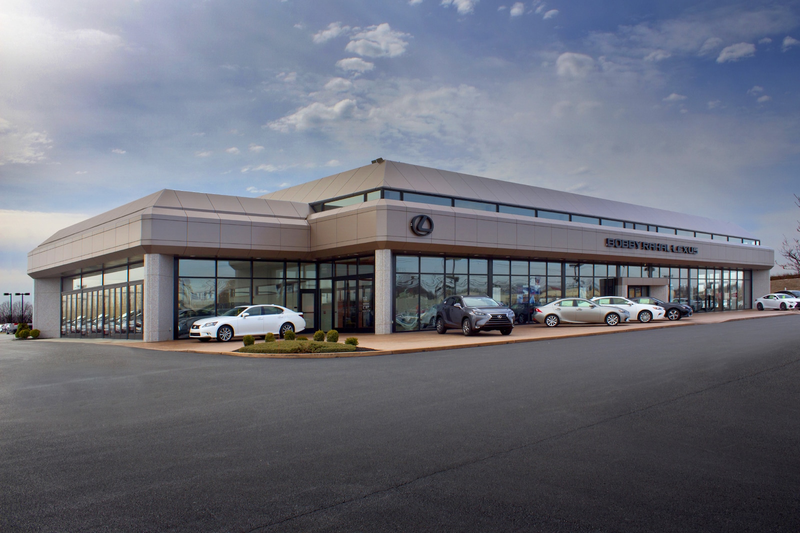 Bobby Rahal Lexus New LEXUS Dealership in Mechanicsburg, PA