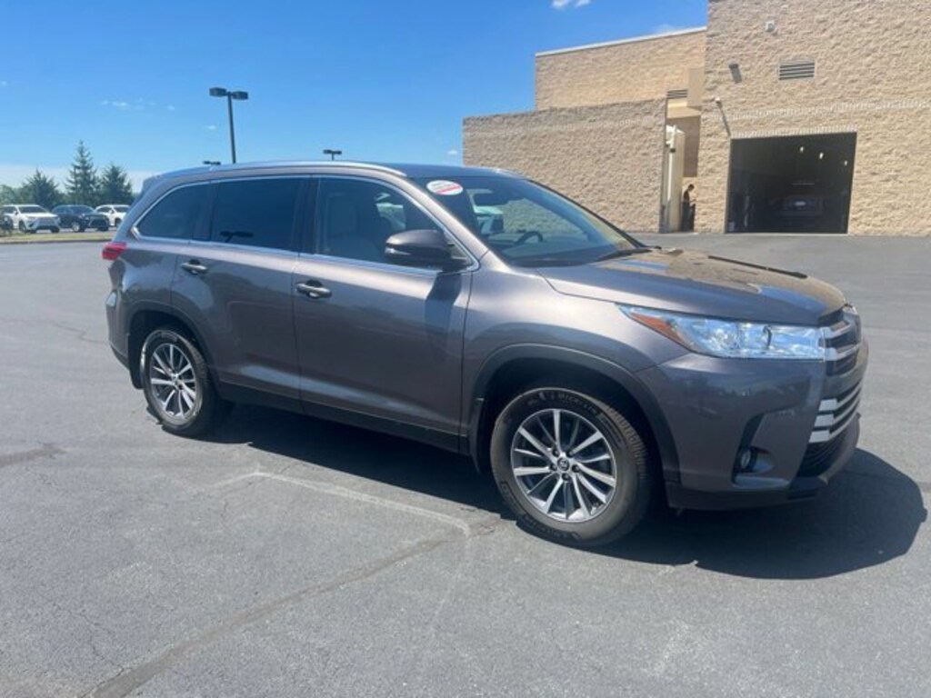 Used 2019 Toyota Highlander XLE