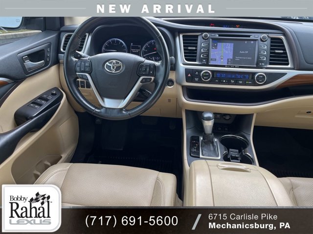 2017 Toyota Highlander Limited photo 2