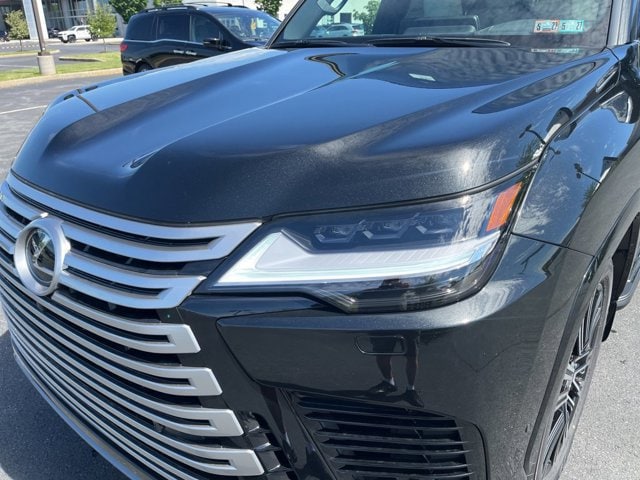 2026 Lexus LX 700h Luxury - Photo 18