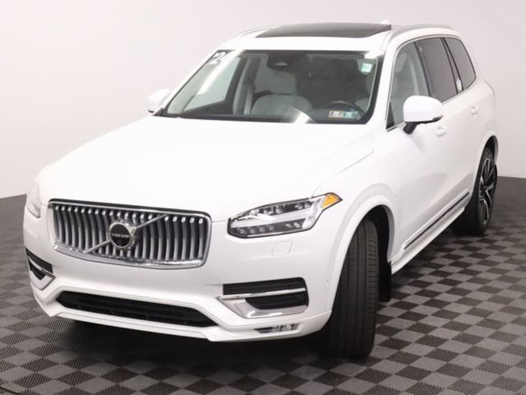 Used 2024 Volvo XC90 Plus Bright Theme