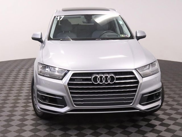 2017 Audi Q7 3.0T Prestige photo 2
