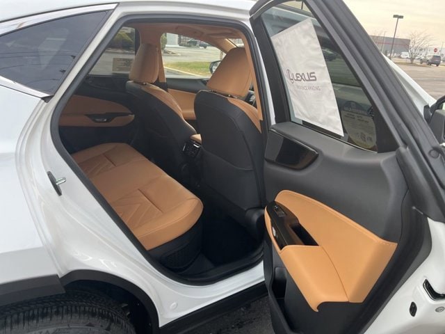 2026 Lexus NX 450h+ Premium - Photo 6